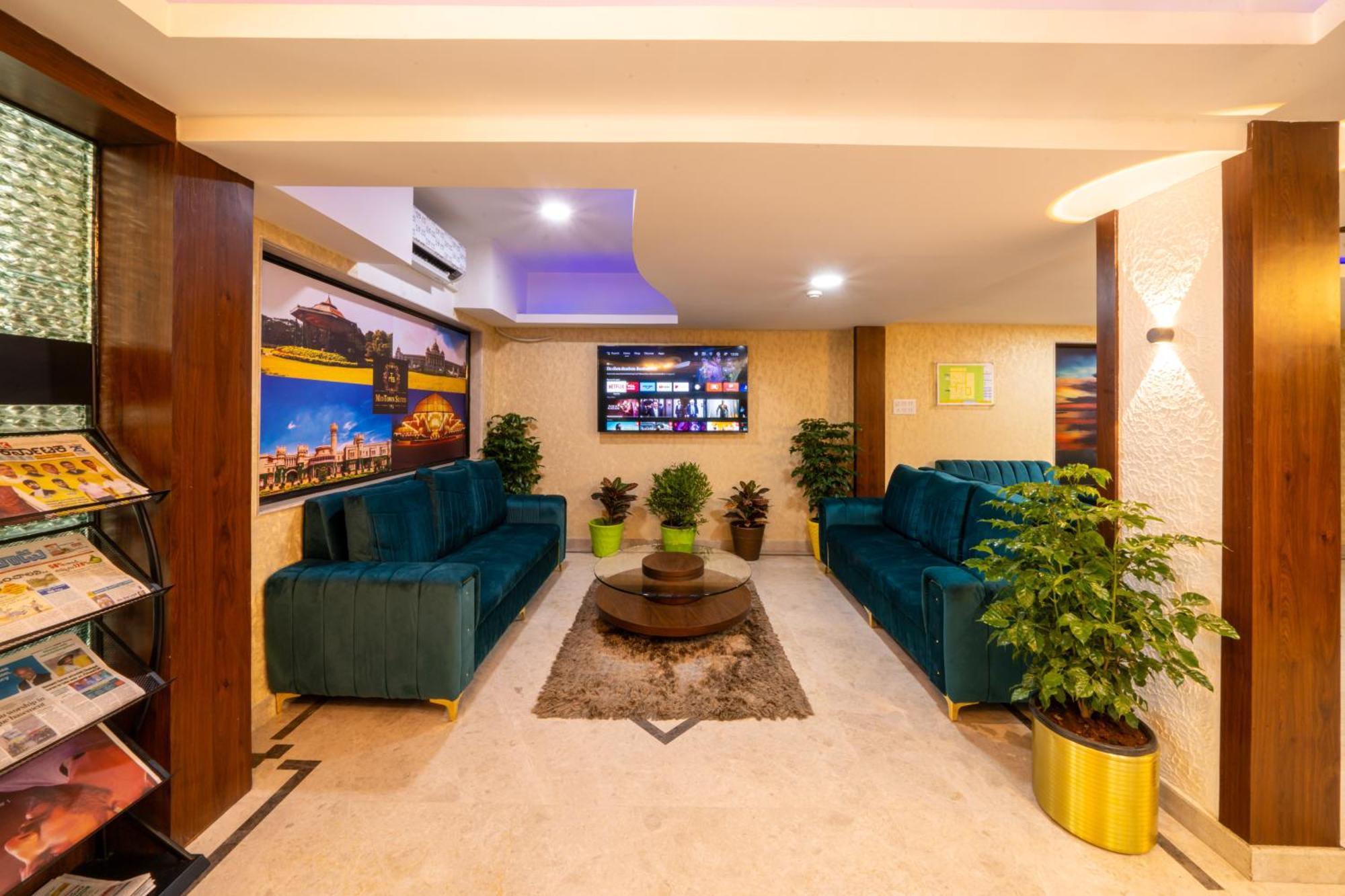 Lords Midtown Suites Bangalore Exterior photo
